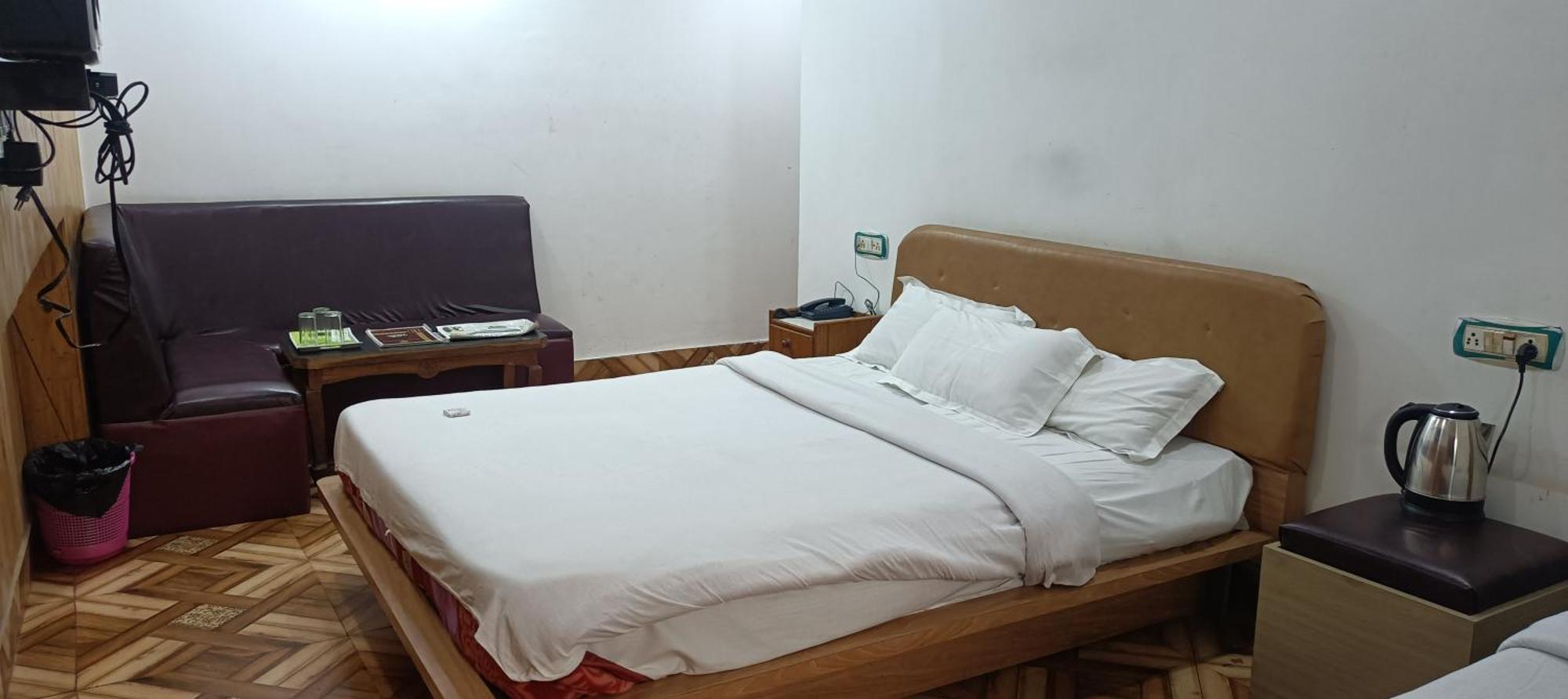 Hotel Assembly Shillong Exterior photo