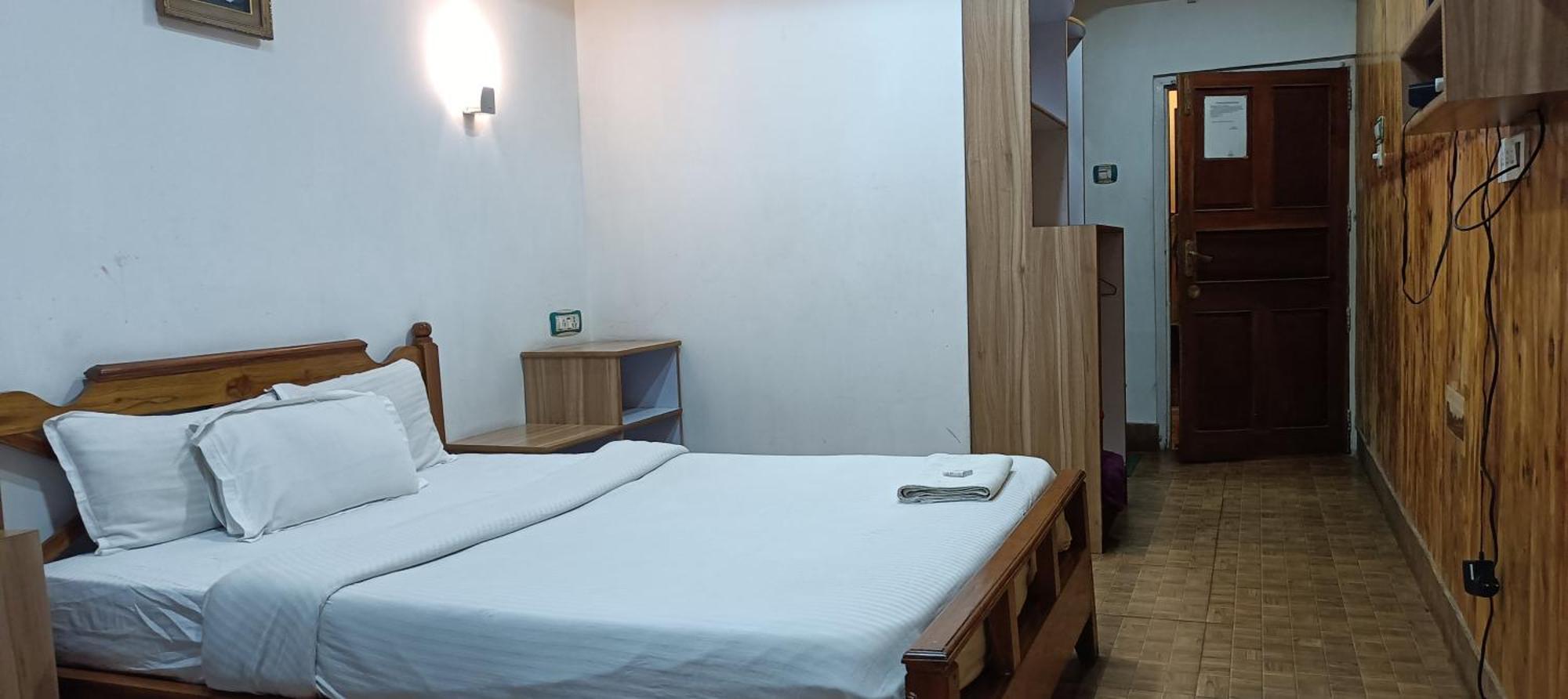 Hotel Assembly Shillong Exterior photo